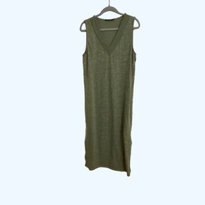 Doe & Rae Midi to Long Green Relaxed Fit Sleeveless Ribbed Tank V Neck Large
